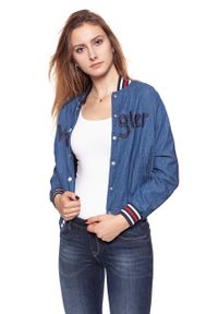 Wrangler - DAMSKA KURTKA PRZEJŚCIOWA WRANGLER BOMBER JACKET RETRO ACTIVE W412FD123. Kolor: niebieski. Materiał: jeans. Wzór: jednolity, kolorowy. Styl: retro