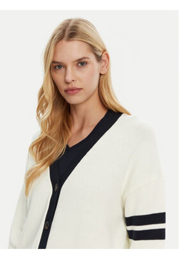 Guess Jeans Kardigan W5RR49 Z3HM1 Écru Regular Fit. Materiał: bawełna
