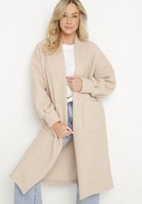 Born2be - Jasnobeżowy Płaszcz Boucle Niezapinany Zopho. Okazja: na co dzień. Kolor: beżowy. Materiał: jeans, tkanina. Styl: klasyczny, elegancki, casual