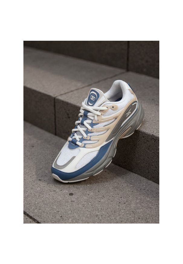 Sneakersy Reebok. Kolor: beżowy