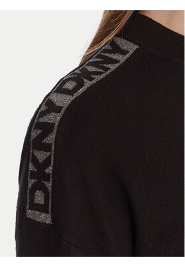 DKNY Sweter P5MSLJ92 Czarny Regular Fit. Kolor: czarny. Materiał: wiskoza
