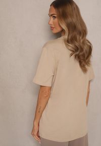 Renee - Jasnobeżowa Bawełniana Koszulka z Palmami Sunisora. Okazja: na co dzień. Kolor: beżowy. Materiał: bawełna. Wzór: aplikacja. Sezon: lato. Styl: casual #3