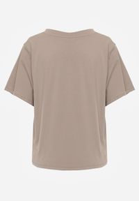 Born2be - Beżowy T-shirt z Bawełny z Trójkątnym Dekoltem Siliphe. Okazja: do pracy, na co dzień, na spotkanie biznesowe. Kolor: beżowy. Materiał: bawełna. Styl: elegancki, biznesowy, casual #8
