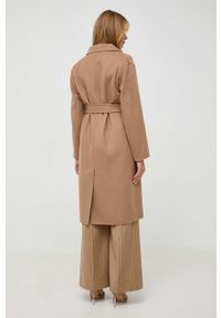 BOSS płaszcz wełniany kolor beżowy przejściowy dwurzędowy. Okazja: na co dzień. Kolor: beżowy. Materiał: wełna. Styl: casual, klasyczny #7