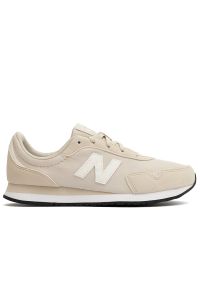 Buty New Balance GC323AC - beżowe. Okazja: na co dzień. Kolor: beżowy. Materiał: guma, syntetyk, materiał. Szerokość cholewki: normalna