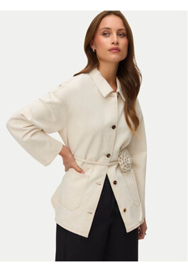 Vero Moda Kurtka jeansowa Sazzy 10339336 Beżowy Relaxed Fit. Kolor: beżowy. Materiał: bawełna