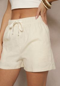 Renee - Jasnobeżowe Szorty z Bawełny High Waist Elliorea. Okazja: na co dzień. Stan: podwyższony. Kolor: beżowy. Materiał: bawełna. Styl: casual #4