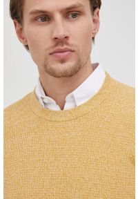 Selected Homme sweter bawełniany męski kolor żółty lekki. Okazja: na co dzień. Kolor: żółty. Materiał: bawełna. Styl: casual #2