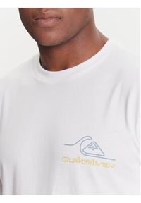 Quiksilver T-Shirt Light Waves Ss EQYZT08175 Biały Comfort Fit. Kolor: biały. Materiał: bawełna