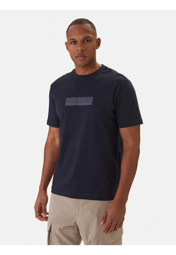 Napapijri T-Shirt S-Box Logo NP0A4IFL Granatowy Regular Fit. Kolor: niebieski. Materiał: bawełna