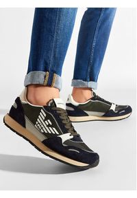 Emporio Armani Sneakersy X4X537 XM678 Q446 Khaki. Kolor: brązowy. Materiał: skóra, zamsz #4