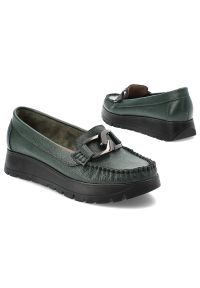 Zielone Stylowe Mokasyny Armodo Modne Obuwie Damskie. Okazja: na co dzień, na spotkanie biznesowe. Zapięcie: klamry. Kolor: zielony. Materiał: skóra. Styl: elegancki #3