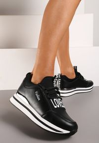 Renee - Czarne Wsuwane Sznurowane Sneakersy na Platformie Aplemia. Nosek buta: okrągły. Zapięcie: bez zapięcia. Kolor: czarny. Materiał: materiał. Obcas: na platformie. Wysokość obcasa: niski #2