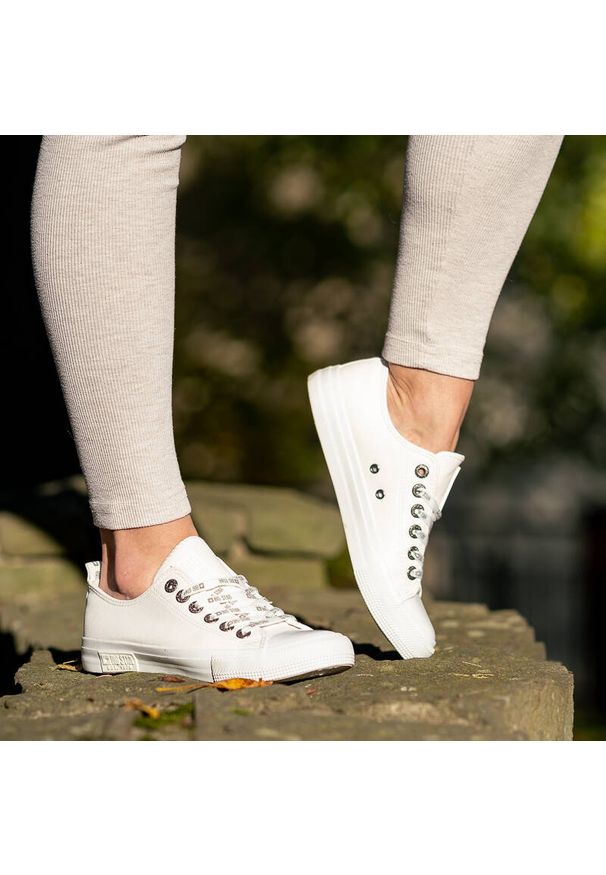 Big-Star - Białe Trampki Big Star Modne Buty Damskie Półbuty. Kolor: biały. Materiał: skóra ekologiczna, guma, dresówka, materiał. Szerokość cholewki: normalna