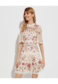 NEEDLE & THREAD - Beżowa sukienka z cekinami Trellis Rose. Okazja: na imprezę. Kolor: beżowy. Materiał: koronka. Wzór: aplikacja, kwiaty. Długość: mini #1