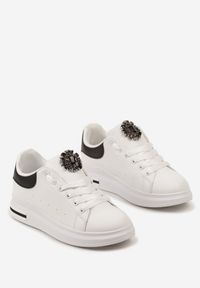 Born2be - Biało-Czarne Sneakersy Bokoria. Kolor: biały. Materiał: materiał, skóra ekologiczna. Szerokość cholewki: normalna. Wzór: aplikacja. Obcas: na platformie #5