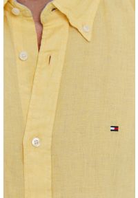 TOMMY HILFIGER - Tommy Hilfiger - Koszula. Typ kołnierza: button down. Kolor: żółty. Materiał: tkanina. Długość rękawa: długi rękaw. Długość: długie. Wzór: gładki #3