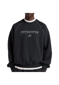 Bluza męska New Balance MT61U4JOBK - czarna. Kolor: czarny. Materiał: prążkowany, bawełna, poliester. Wzór: aplikacja. Styl: klasyczny #1