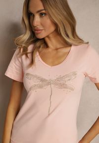 Renee - Różowy T-shirt z Bawełny Ozdobiony Cyrkoniową Ważką Ulioretia. Okazja: na co dzień, na spotkanie biznesowe, do pracy. Kolor: różowy. Materiał: bawełna. Wzór: aplikacja. Styl: biznesowy, klasyczny, casual #3