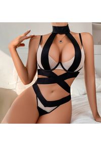 Intica - Komplet bielizny z ozdobnymi pasami podkreślający sylwetkę Irmentraut. Kolor: czerwony. Materiał: materiał. Wzór: paski #5