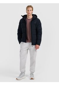 4f - 4F Kurtka puchowa z wypełnieniem syntetycznym męska - czarna M. Okazja: na co dzień. Typ kołnierza: kaptur. Kolor: czarny. Materiał: puch, syntetyk. Wzór: gładki. Styl: casual #2