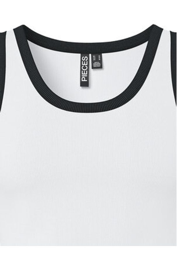 Pieces Top May 17154484 Biały Slim Fit. Kolor: biały. Materiał: bawełna