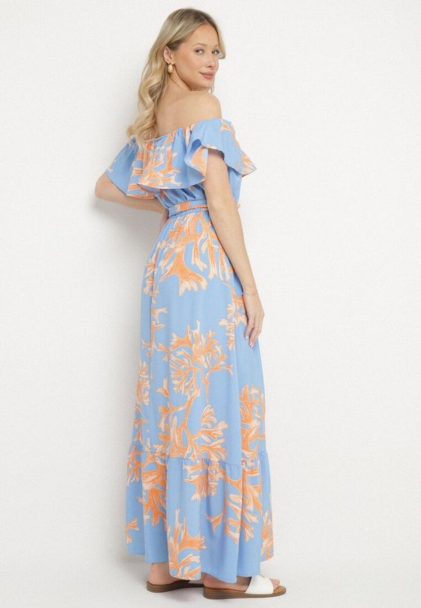 Born2be - Niebieska Sukienka Hiszpanka o Rozkloszowanym Kroju z Wiązanym Paskiem Sesiniela. Okazja: na co dzień. Typ kołnierza: dekolt hiszpanka. Kolor: niebieski. Typ sukienki: rozkloszowane. Styl: casual, elegancki