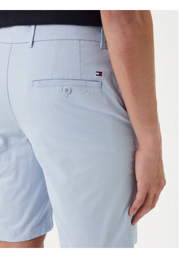 TOMMY HILFIGER - Tommy Hilfiger Szorty materiałowe Deton 9.5 MW0MW42351 Błękitny Slim Fit. Kolor: niebieski. Materiał: bawełna