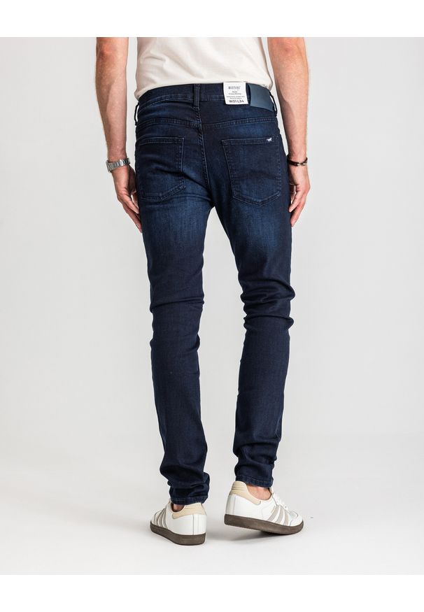 Męskie Spodnie Jeansowe Mustang Style Frisco Skinny Denim Blue 1017116 5000 801