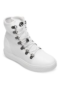 Ideal Shoes - Buty sportowe damskie IdealShoes X9701 Białe. Zapięcie: zamek. Kolor: biały. Materiał: materiał, tworzywo sztuczne. Obcas: na koturnie. Wysokość obcasa: średni #2