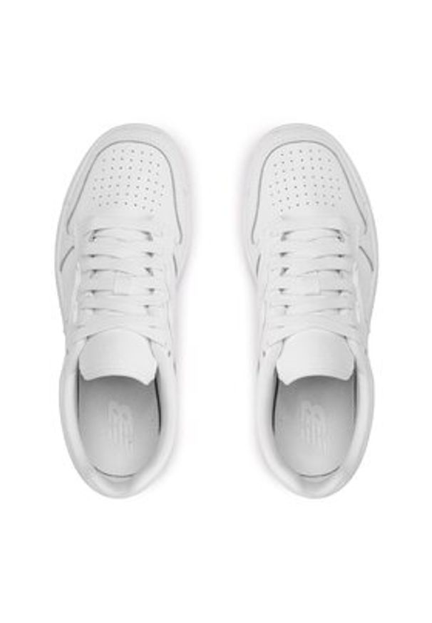 New Balance Sneakersy GSB4803W Biały. Kolor: biały. Materiał: skóra