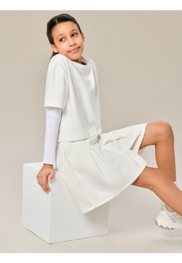 Sinsay - Spódnico-spodenki z domieszką wiskozy - kremowy. Kolor: kremowy. Materiał: wiskoza