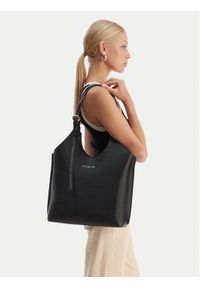 TOMMY HILFIGER - Tommy Hilfiger Torebka Th Modern Tote AW0AW18618 Czarny. Kolor: czarny. Materiał: skórzane #1