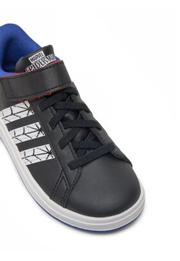 Adidas - adidas Sneakersy Marvel's Spider-Man Grand Court JS0742 Czarny. Kolor: czarny. Materiał: skóra. Wzór: motyw z bajki