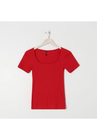 Sinsay - Koszulka basic - Czerwony. Kolor: czerwony #1
