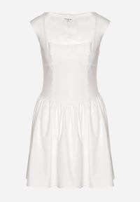 Born2be - Biała Rozkloszowana Sukienka Ozdobiona Kwadratowym Dekoltem Halelira. Okazja: na co dzień. Typ kołnierza: dekolt kwadratowy. Kolor: biały. Wzór: aplikacja. Typ sukienki: rozkloszowane, proste. Styl: klasyczny, casual, elegancki #2