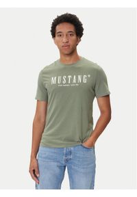 Mustang T-Shirt Austin 1016853 Zielony Regular Fit. Kolor: zielony. Materiał: bawełna