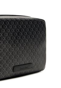 Calvin Klein Kosmetyczka Coated Dopp Kit LV04D1082G Czarny. Kolor: czarny. Materiał: skóra #4