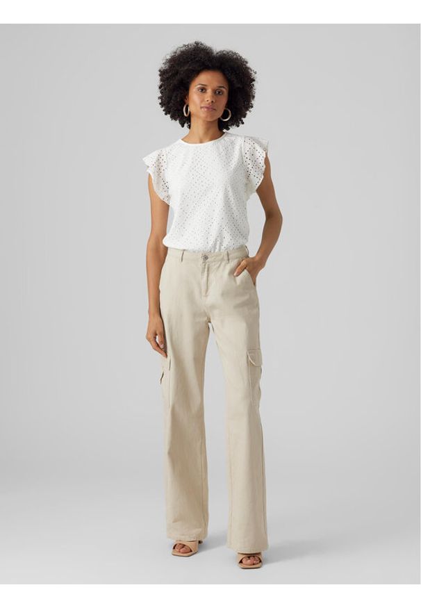 Vero Moda T-Shirt 10286067 Biały Loose Fit. Kolor: biały. Materiał: syntetyk