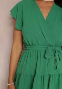Renee - Zielona Sukienka z Paskiem Phaedrialla. Kolor: zielony. Materiał: materiał, tkanina. Długość rękawa: krótki rękaw. Długość: mini #3