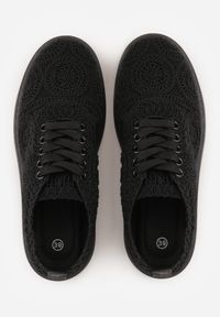 Born2be - Czarne Sneakersy z Plecionki na Grubej Podeszwie w Stylu Boho Dacara. Okazja: na co dzień. Kolor: czarny. Materiał: jeans. Szerokość cholewki: normalna #5