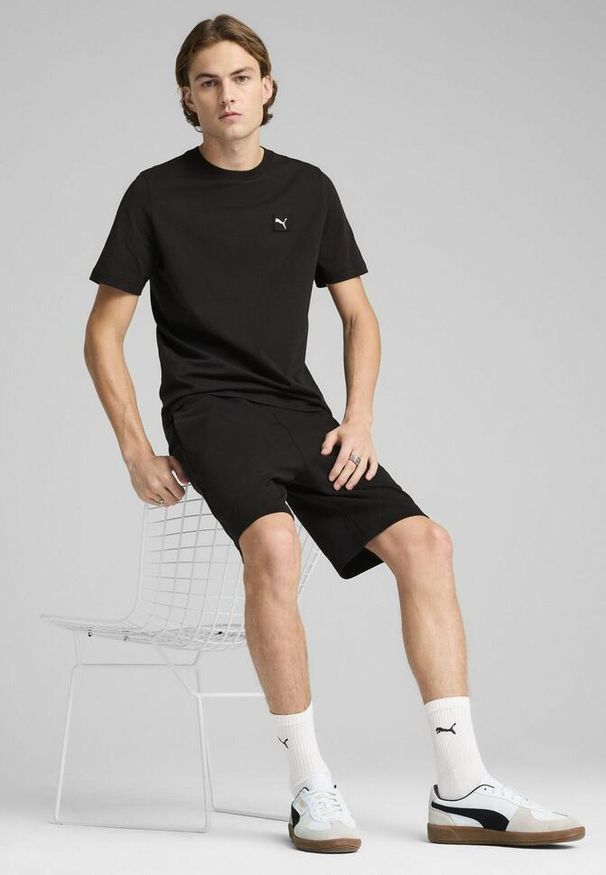 Puma - Męska koszulka Essentials Elevated PUMA Black. Kolor: czarny. Wzór: aplikacja, haft