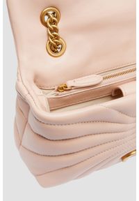 Pinko - PINKO Różowa kopertówka Love Puff Mini CL. Kolor: różowy. Materiał: skórzane. Styl: elegancki #6