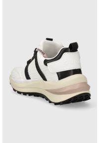 Guess sneakersy KADINN kolor biały FL7KAD FAB12. Nosek buta: okrągły. Zapięcie: sznurówki. Kolor: biały. Materiał: guma #4