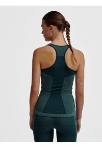 Damski bezszwowy tank top Hummel Clea. Kolor: zielony. Materiał: skóra. Sport: fitness