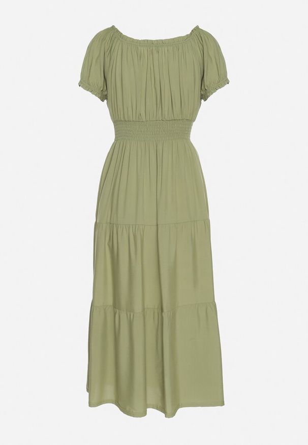 Born2be - Ciemnozielona Sukienka o Rozkloszowanym Kroju z Dekoltem Typu Łódka Miranea. Okazja: na co dzień. Kolor: zielony. Materiał: jeans. Typ sukienki: proste, rozkloszowane. Styl: casual, klasyczny