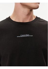 Calvin Klein T-Shirt Linear Back Logo K10K112486 Czarny Regular Fit. Kolor: czarny. Materiał: bawełna