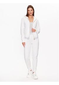 Guess Bluza O3YQ00 KBS91 Biały Regular Fit. Kolor: biały. Materiał: bawełna
