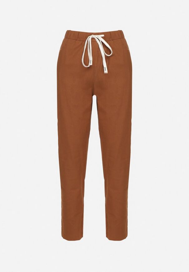 Born2be - Brązowe Bawełniane Spodnie z Wiązaniem Galtebis. Okazja: na co dzień. Kolor: brązowy. Materiał: bawełna. Styl: elegancki, casual