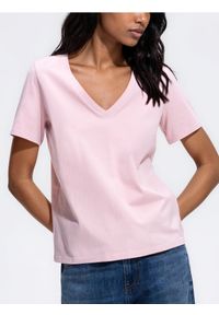 Reserved - Bawełniany t-shirt - pastelowy róż. Kolor: różowy. Materiał: bawełna